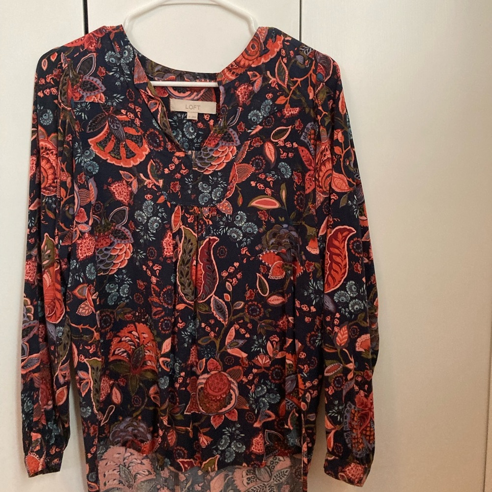 Super cute paisley print work top